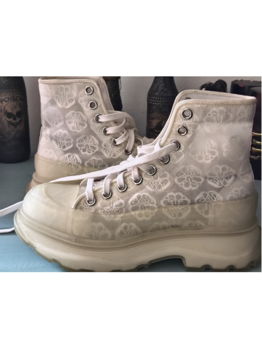 Alexander McQueen White Platform Lug Sole Logo Lace-Up Ankle Combat Boots EU 38